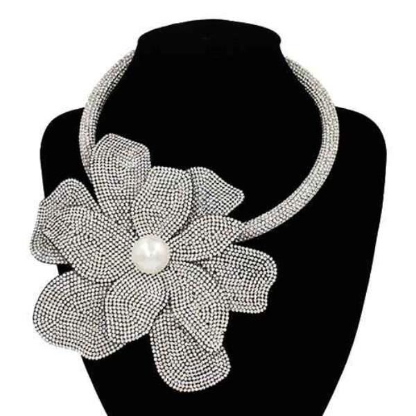 OVERSIZED FLOWER PEARL BEAD RHINESTONE NECKLACE