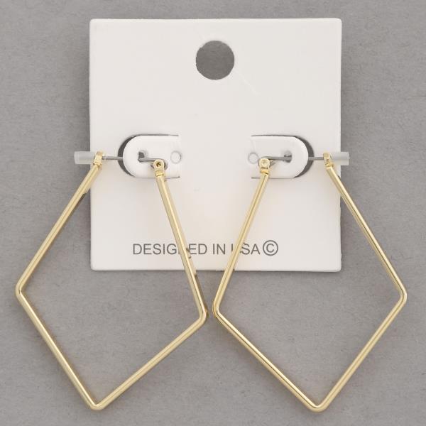 GEO SHAPE METAL EARRING