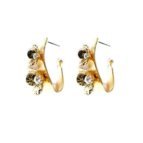 DOUBLE FLOWER PEARL BEAD HOOP EARRING