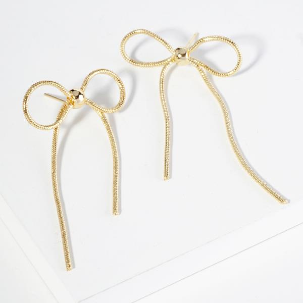 RIBBON BOW METAL EARRING