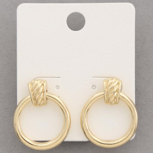 CIRCLE METAL EARRING