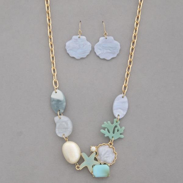ACETATE SEALIFE LINK NECKLACE