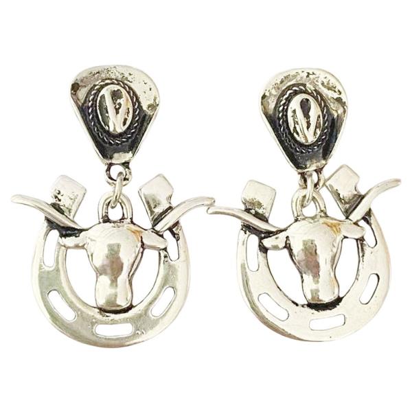 WESTERN STYLE COW SKULL HORSESHOE DANGLE EARRING