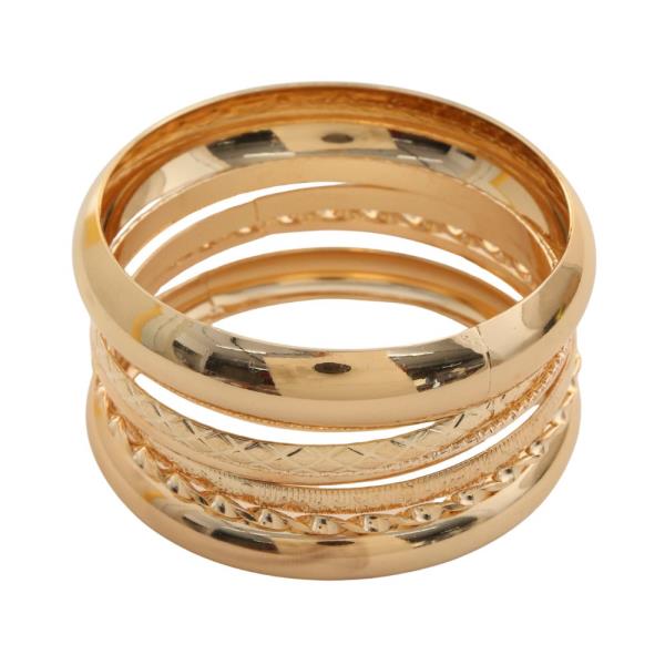 TEXTURED BANGLE BRACELET SET