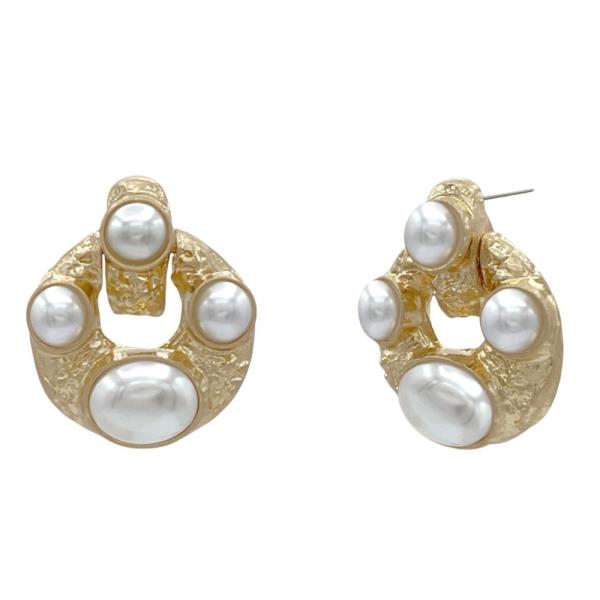 HAMMERED METAL PEARL BEAD ROUND EARRING