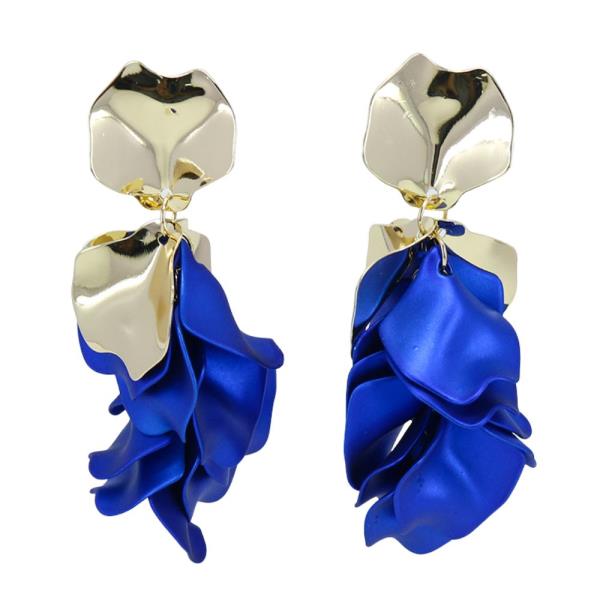 LAYERED FLOWER DANGLE EARRING