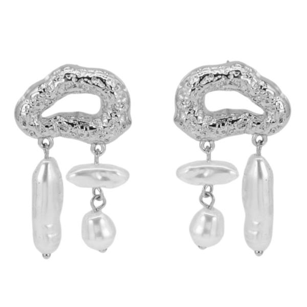 TEXTURED METAL OVAL PEARL BEAD LINK DANGLE EARRING