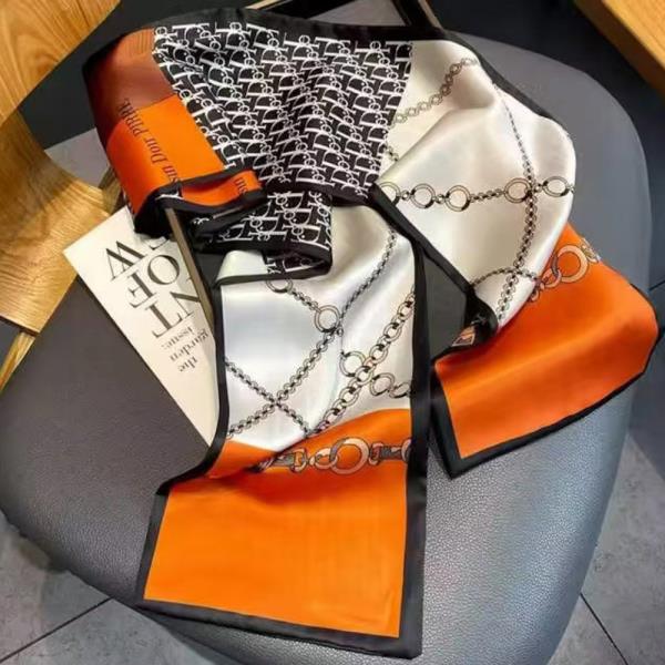 CHAIN PANEL MIX PATTERN SILKY BANDANA SQUARE NECK SCARF