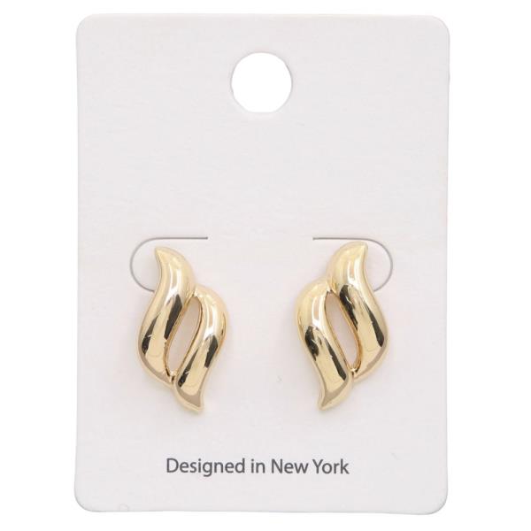 METAL POST EARRING