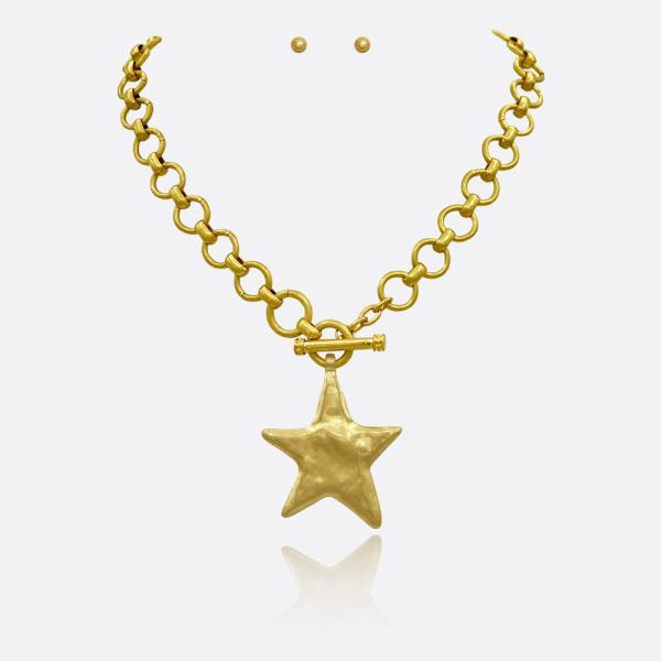 STAR PENDANT WATER RESISTANT NECKLACE SET