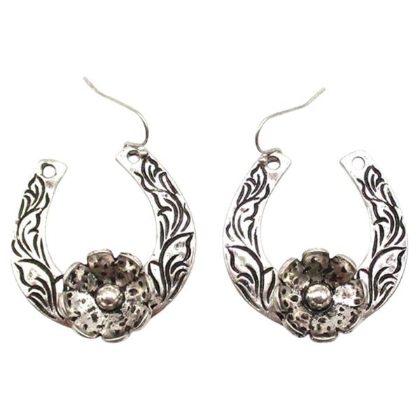 WESTERN HORSE METAL EARRING