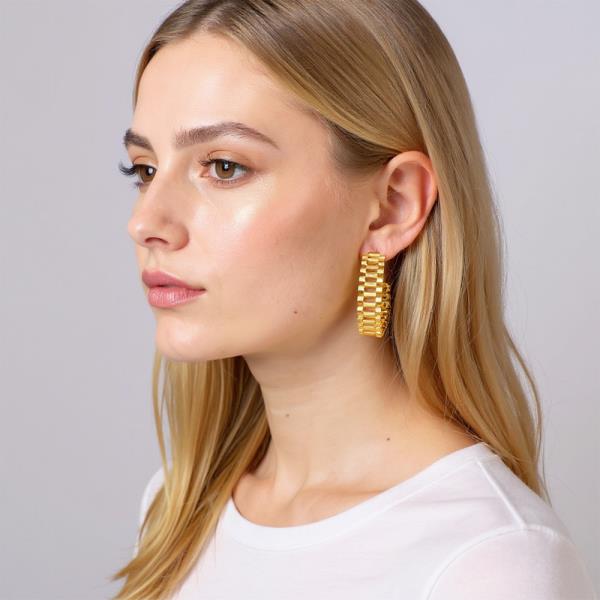 14K GOLD DIPPED GEOMETRIC CHAIN LINK HOOP POST EARRING