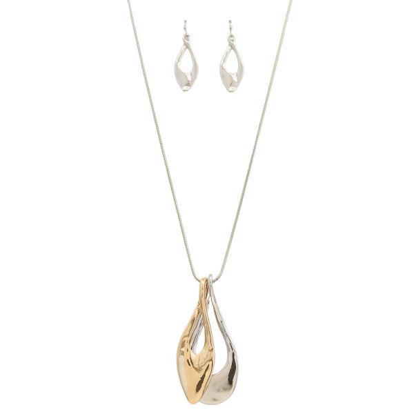 DOUBLE METAL SHAPED PENDANT NECKLACE EARRING SET