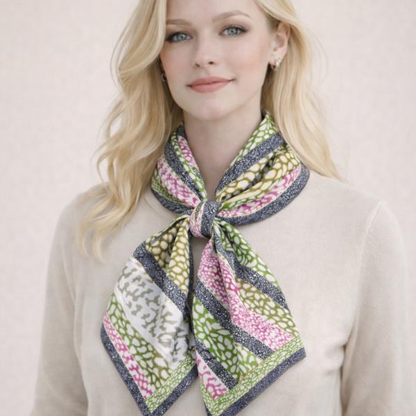 ANIMAL PRINT SQUARE SCARF
