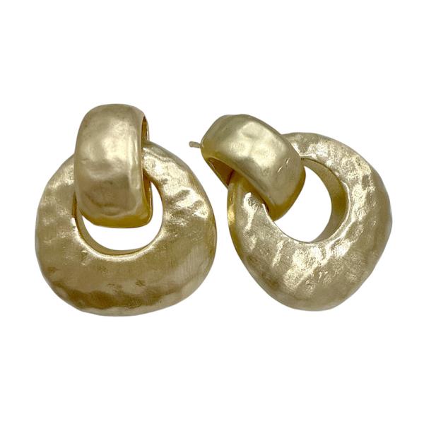 ROUND TEXTURED DESIGN METAL EARRING