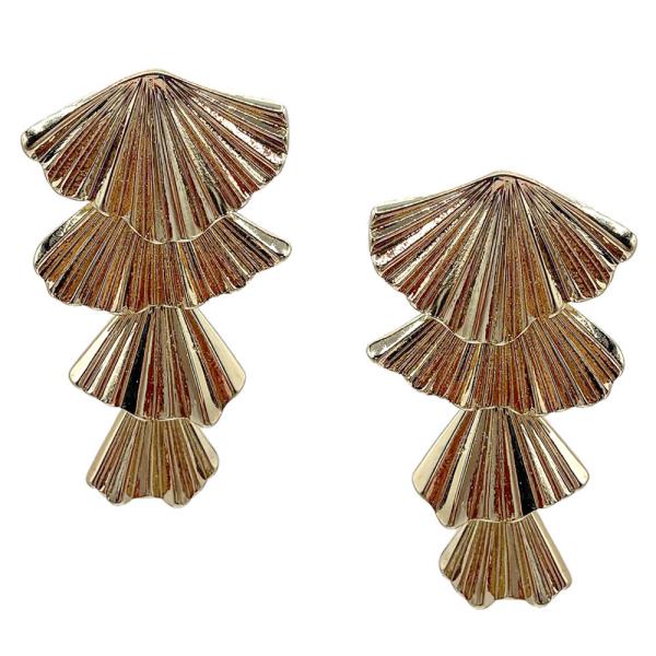 LINEAR FAN EARRING
