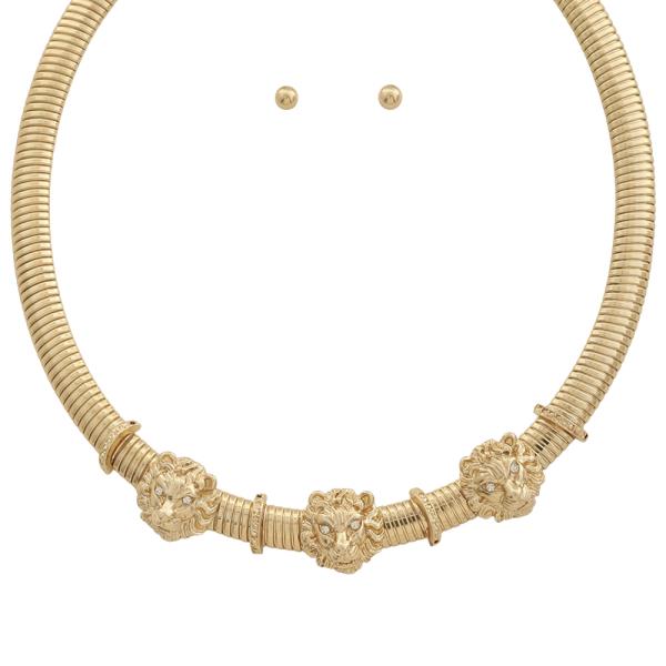 THREE LINED LION HEAD RIBBED COLLAR NECKLACE EARRING SET