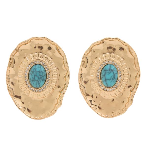 SDJ METAL STONE CENTER HAMMERED DISC STUD EARRING