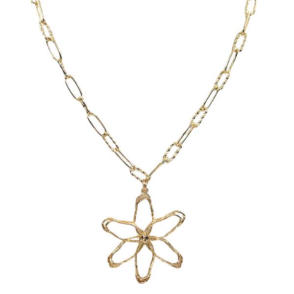 GOLD OPEN CENTER FLOWER PENDT NECKLACE