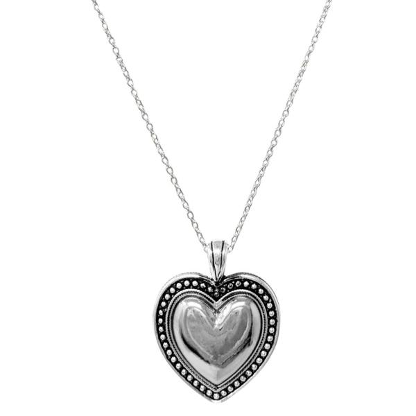 HEART PENDANT NECKLACE