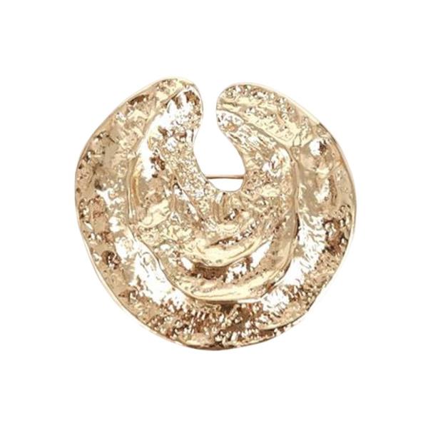 METAL HAMMERED ROUND BROOCH