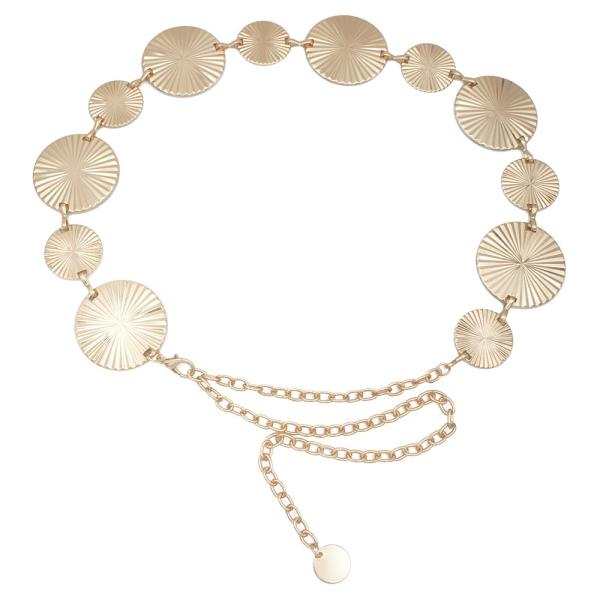 FAN PLEAT CIRCLE CONCHO BELT