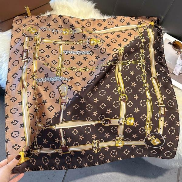 MONOGRAM CHAIN PRINT SILKY SQUARE BANDANA NECK SCARF