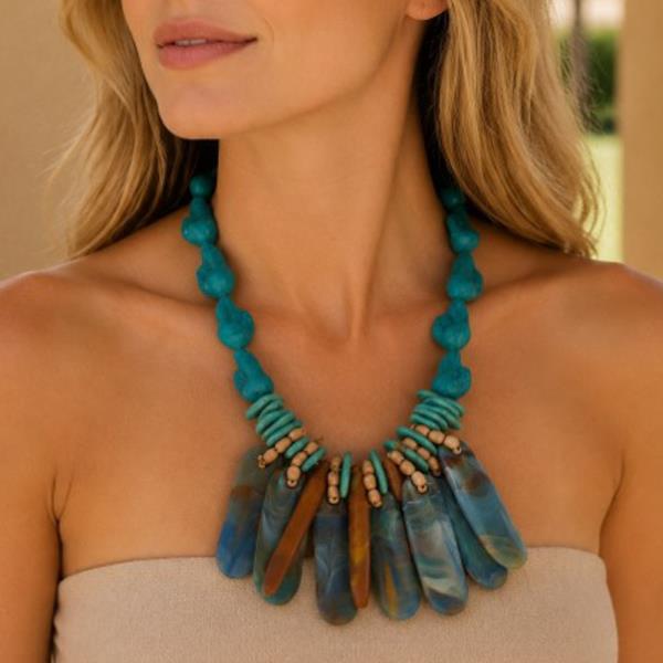 STONE BEAD STATEMENT NECKLACE