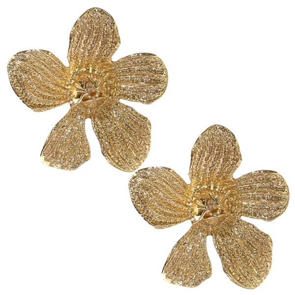 TEXTURED FLOWER STUD EARRING