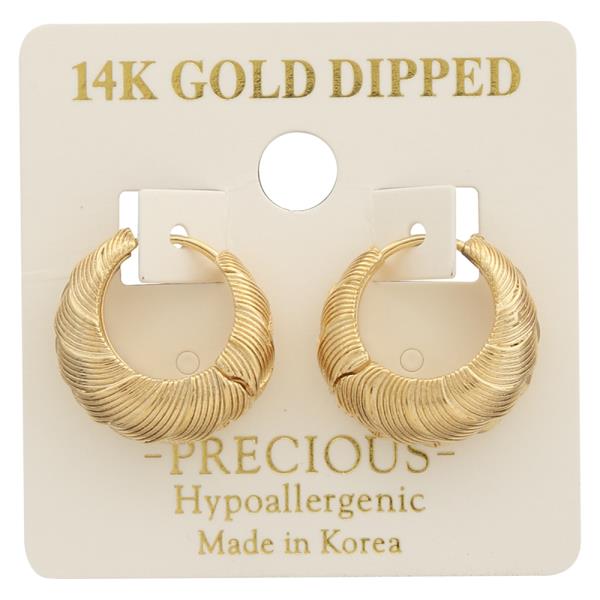 14K GOLD DIPPED TEXTURED CROISSANT DESIGN HOOP EARRING