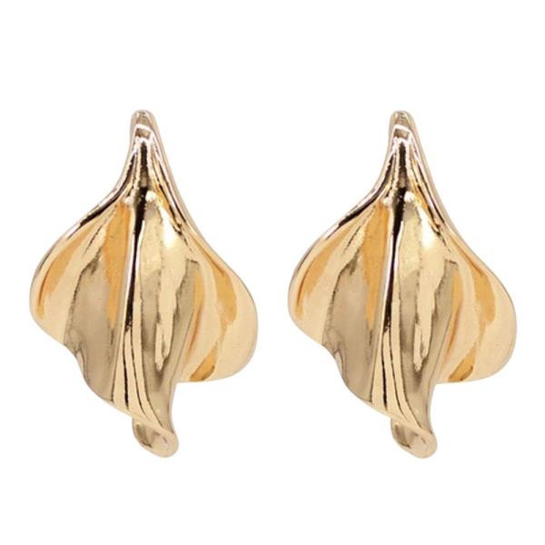 METAL LEAF DANGLE EARRING