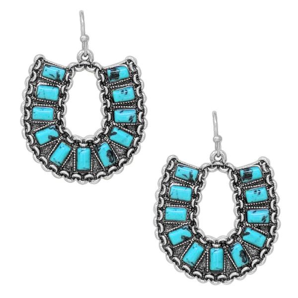 WESTERN CHAIN MULTI STONE HORSE SHOE DANGLE EARRING