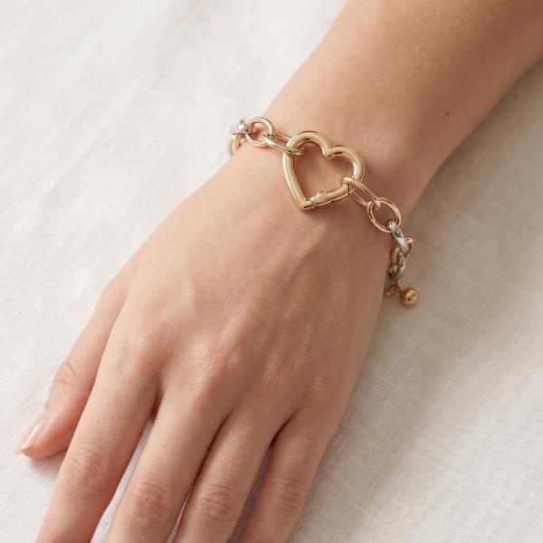 HEART PENDANT BRACELET