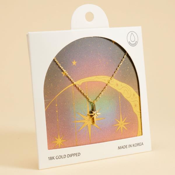 NORTHERN STAR SHAPED GOLD-DIPPED PENDANT SHORT NECKLACE