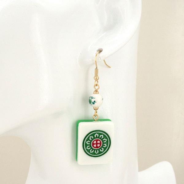 MAHJANG FISH HOOK EARRING