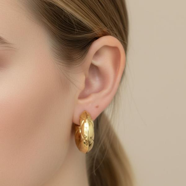 14K GOLD WHITE GOLD DIPPED QUILTED HALF HOOP EARRINGS