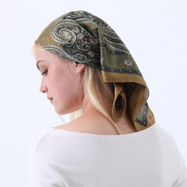 VINTAGE PAISLEY PRINT SILK SQUARE SCARF FOR WOMEN