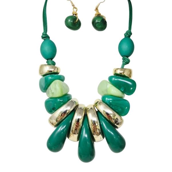 ACRYLIC BEADED STATEMENT NECKLACE SET