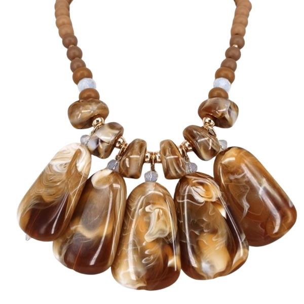 RESIN BEADED STATEMENT NECKLACE