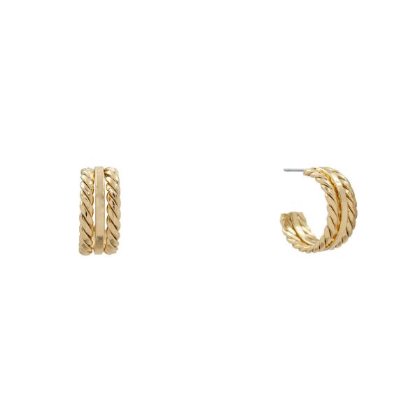 METAL HUGGIE HOOP EARRING