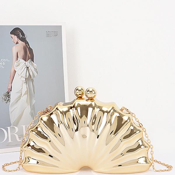 SHELL ACRYLIC CLUTCH BAG