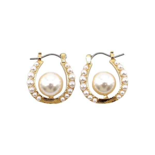 METAL PEARL HOOP EARRING