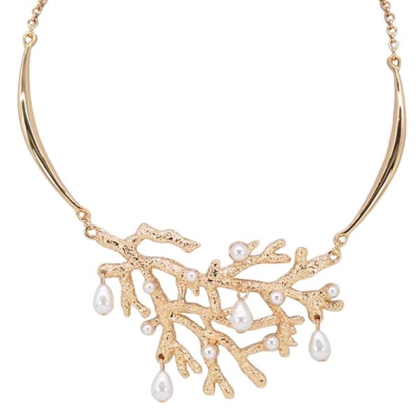 CASING CORAL W/ PEARL NECKLACE
