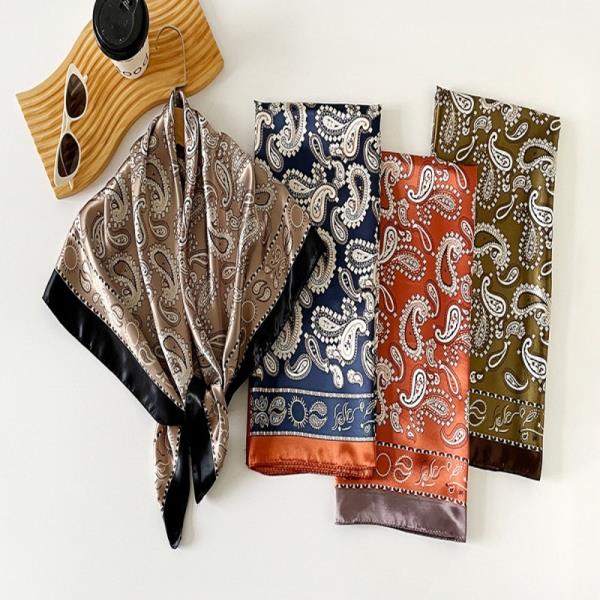 VINTAGE PAISLEY SATIN SMALL SQUARE SCARF WOMEN MULTI-USE NECK BANDANA