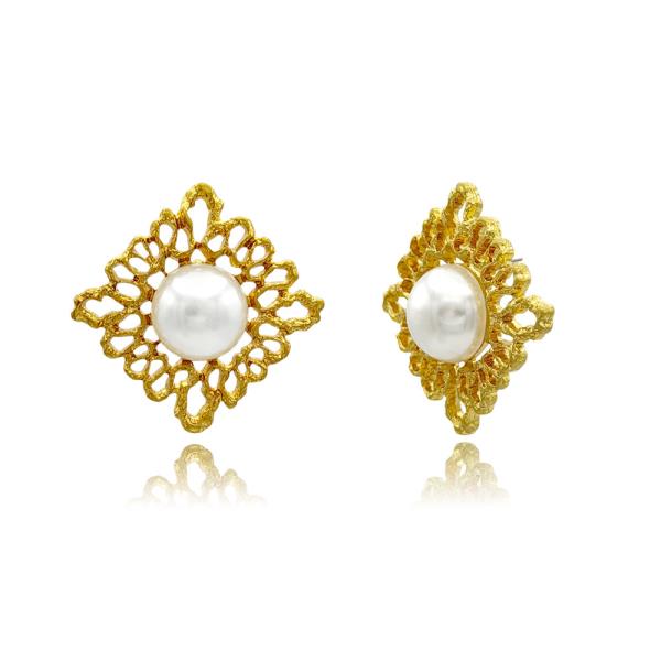VINTAGE STYLE STUD EARRING