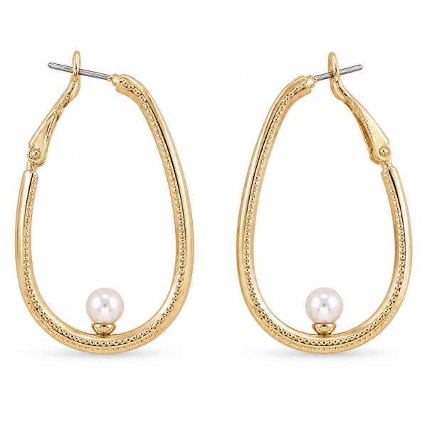 PEARL CHARM OVAL HOOP EARRING