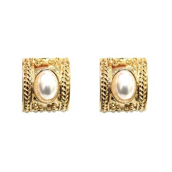 PEARL SQUARE STUD EARRING