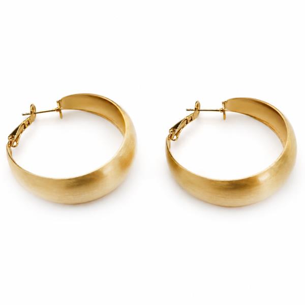 CHUNKY HUGGIE HOOP EARRING