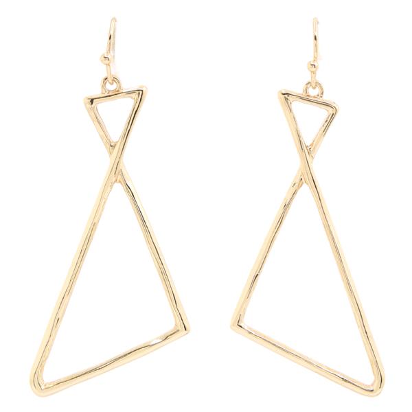 GEOMETRIC TWIST TRIANGLE EARRING