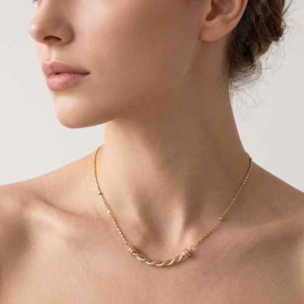METAL TWIST PENDANT NECKLACE